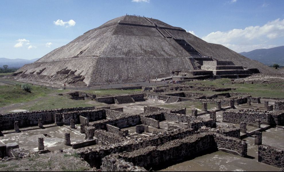 Pyramid of the Sun at Teotihuacan (By Allan T. Kohl)